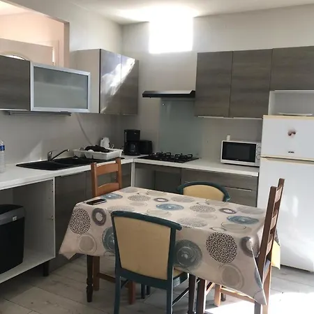 T3 Dans Un Quartier Calme *